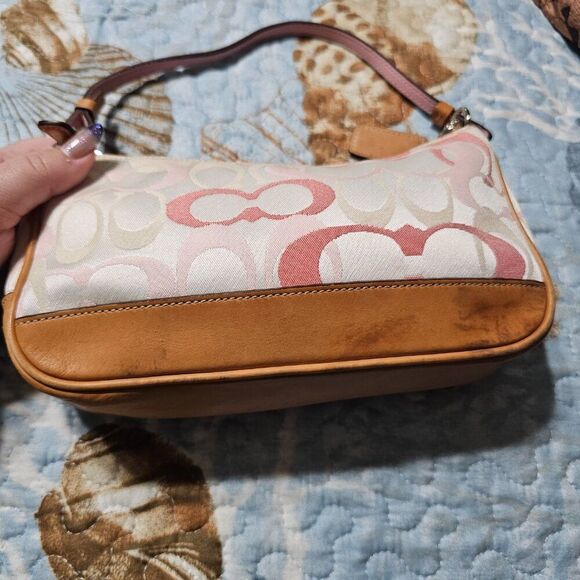 2003 Vintage y2k Coach Demi Shoulder Bag in Pink Optic Signature Monogram Purse - Picture 3 of 6